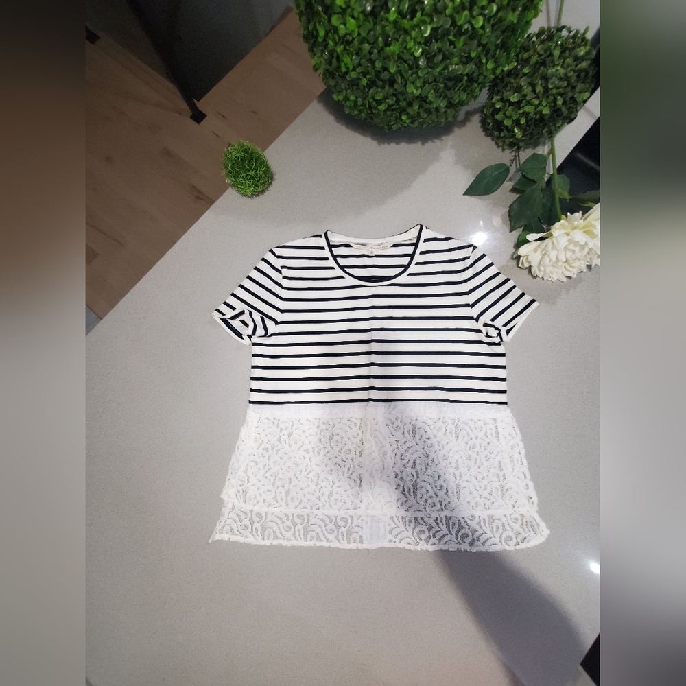 RACHEL ROY Sublime t-shirt rayé à manches courtes avec appliqué de dentelle